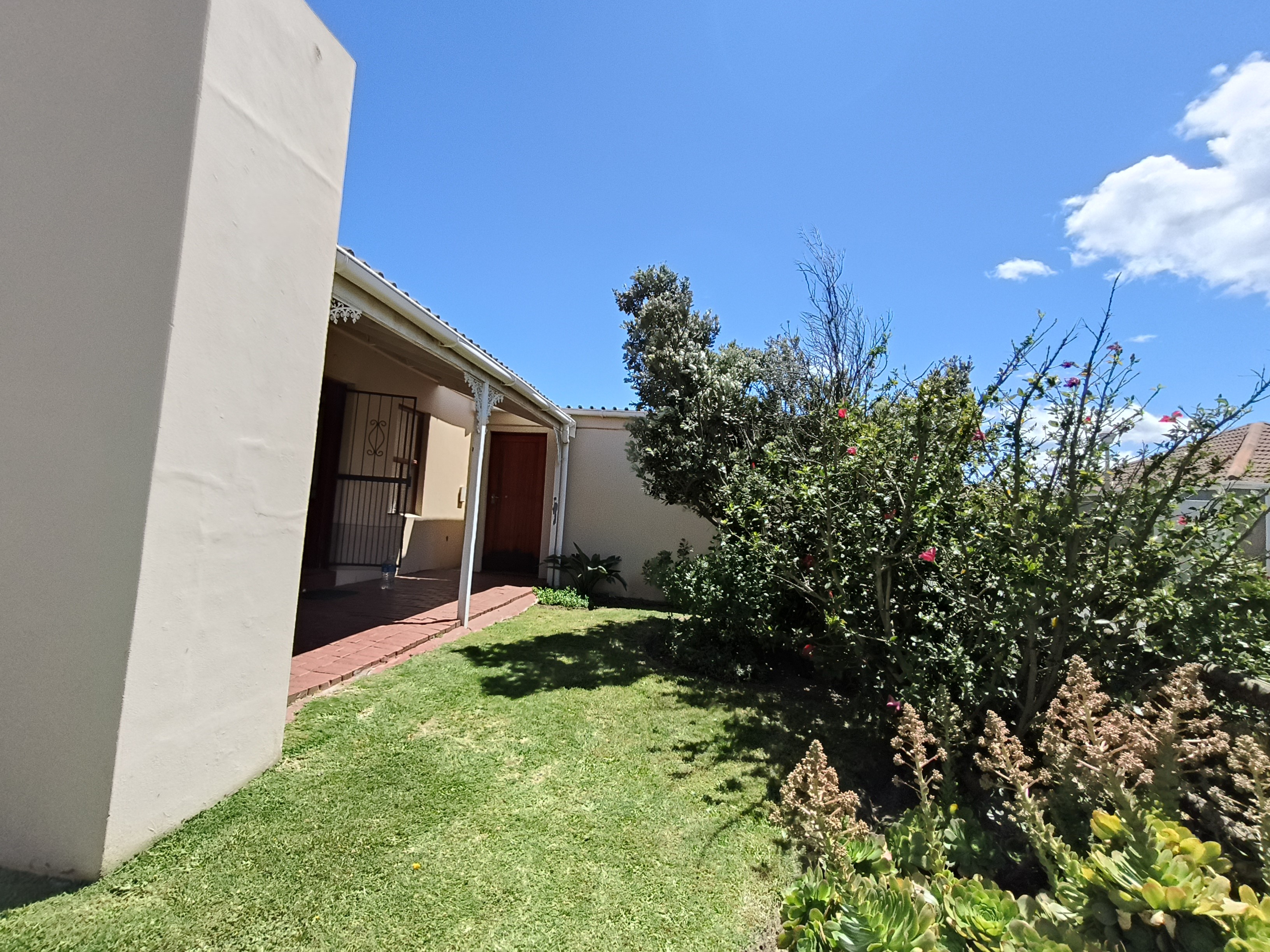 2 Bedroom Property for Sale in Fairview Golf Estate Western Cape